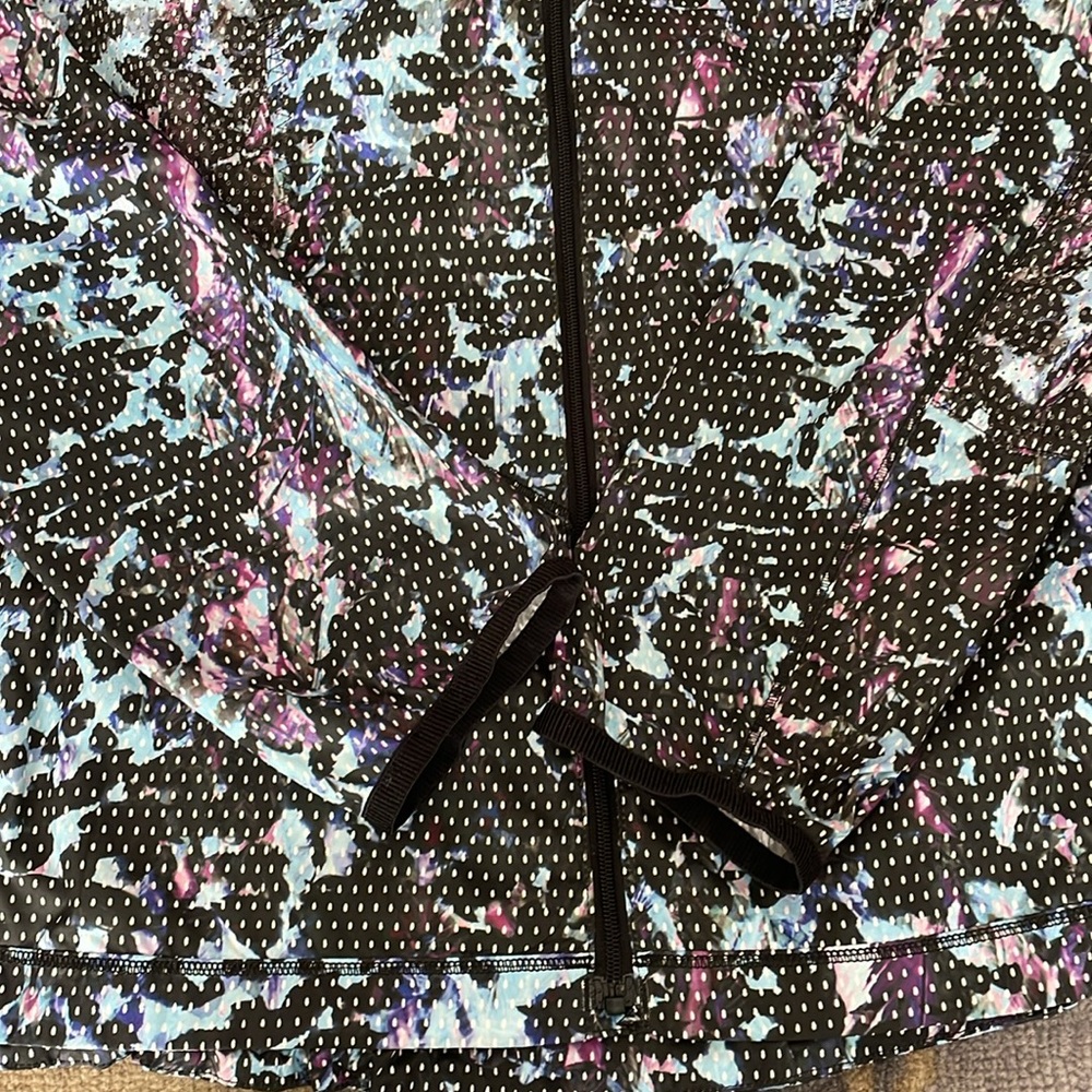 Lowest Lululemon Lightweight Rain Jacket - image 3